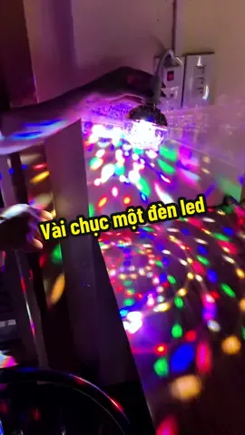 39k Đèn led xoay 360 đang có mã giảm #thanhtram86 #xh #denled #denxoay7mau #denxoay360do 