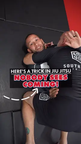 Sneaky escape from side control!! #ninjashit #jiujitsutips #jiujitsu #martialarts 