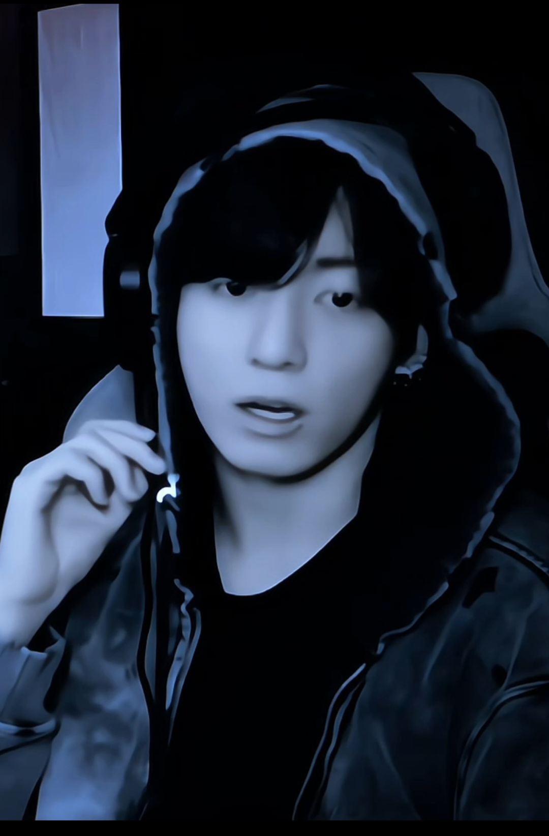 #jungkook | he's so cute when hes scared... i need him to start scheduling his weverse lives so im ready to cancel all my plans for him #jungkookedit #jungkookscared #jklive #btsedit 