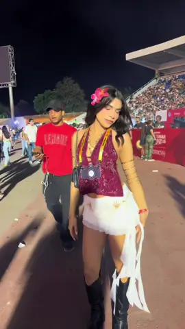 bad bunny dtmf world touuurrr #outfit #badbunnyconcert #badbunny #dtmf 