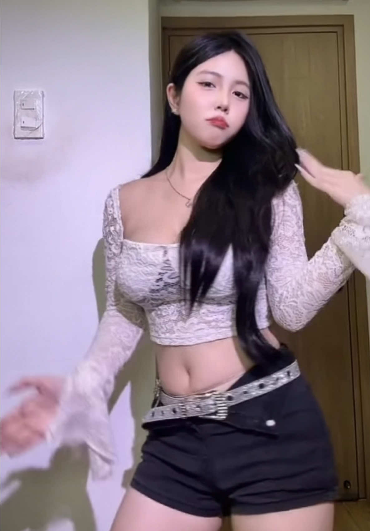 Lại thêm quả nhạc cuốn 😙🤟| dc: Nguyễn Huỳnh Tiên huhu em không tag được 