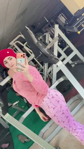 I love gym ❤️💪🏻#dimpleparii8🖤 