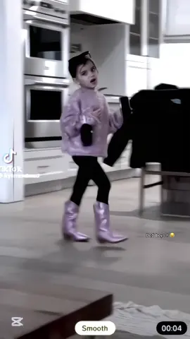 هاييي احب هاستون ترا بااايييس  | لا تأخذون شي لطفاً مَ اسمح ولا احلل | #هاستون_اجمل_طفله #لمار_ام_هاستون 