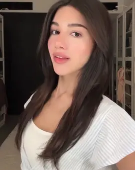 قبل ماطلعت وتكلمت اللين اسمع من الطرفين وشهد تكلمت وكل شي وضح علشان كذا افهمو زين بعدين ذيك الساعه احمكو مفهوم حتى بعدين اهي ماسكتت عن حقها سيدرا رسلت رساله نفس اي شخص عادي كل الناس ترا تتهاوش ويطلع منهم كلام سيء مافي احد ملاك بهالدينا بنهاية كلنا بشر وكلنا نغلط مافي احد مايلغلط بهالزمن ، #explore #foryou #سيدرا_بيوتي @Cedra 