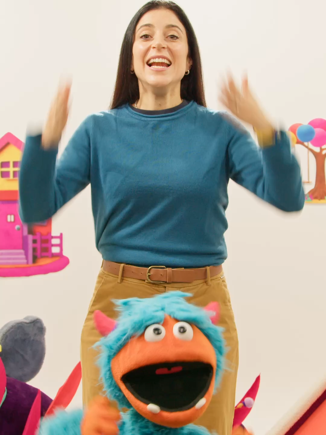 Bumba e Kika ballano con @silviacontentie cantano la filastrocca “Le mie parti intime” tradotta in italiano da 