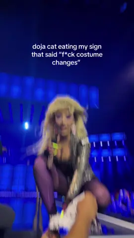 SHE IS SO ICONIC THIS WAS CRAZY #dojacat #dojacataustralia #dojacatperth @Doja Cat 