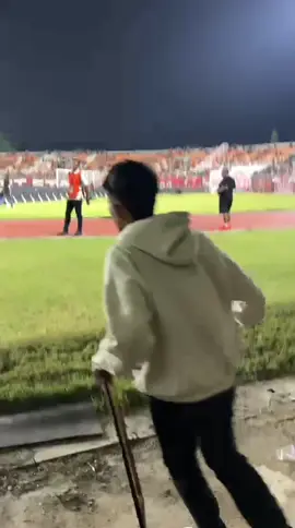 Thank you @Juan Felipe Villa 🙏🙏 #borneofcsamarinda #manyala🔥🔥🔥 #borneofc 