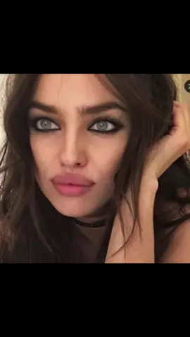 🖤#Eyeliner #smokeyeye #fypシ゚ #viral #foryou 