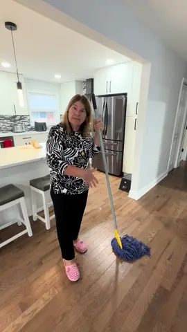 The E25 from eufy just made deep cleaning way too easy. Don’t wait — grab the E25 now at its Black Friday lowest price — just $599.99! Tap the link before it’s gone. @eufyclean #eufyrobotvacuum #eufyHydroJet™ #eufyDeepCleaning #blackfriday 