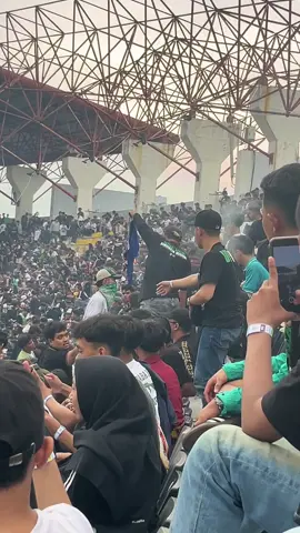 🔥🔥🥵#bonek #bonita #beranda #persebaya #wani 