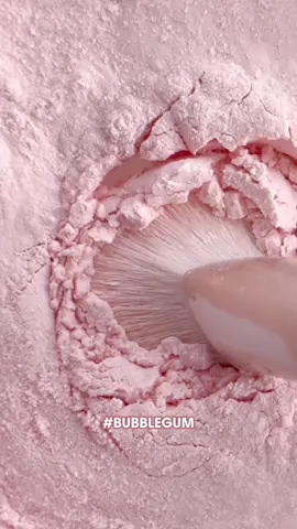 Waterproof check! 💧❌ ID:163481015 #makeuphacks #cleanbeauty #SettingPowder #SHEGLAMLiftingPowderDuo #SHEGLAM #Blackfriday #blackfridaysale #blackfridaydeals