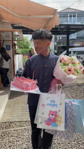 Always be happy my love. I'm here, for u, forever 🤍.                                    #fyp #4u #romance #surprise 