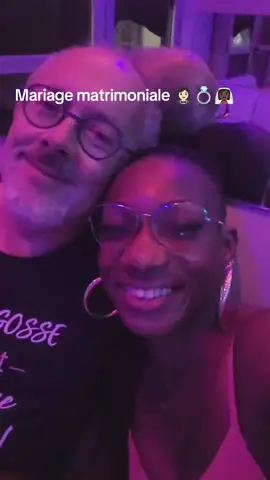 #toutlemonde  #pourtoiii  site de rencontre mixte homme et femme 🤵🏻‍♀️💍👰🏿‍♀️