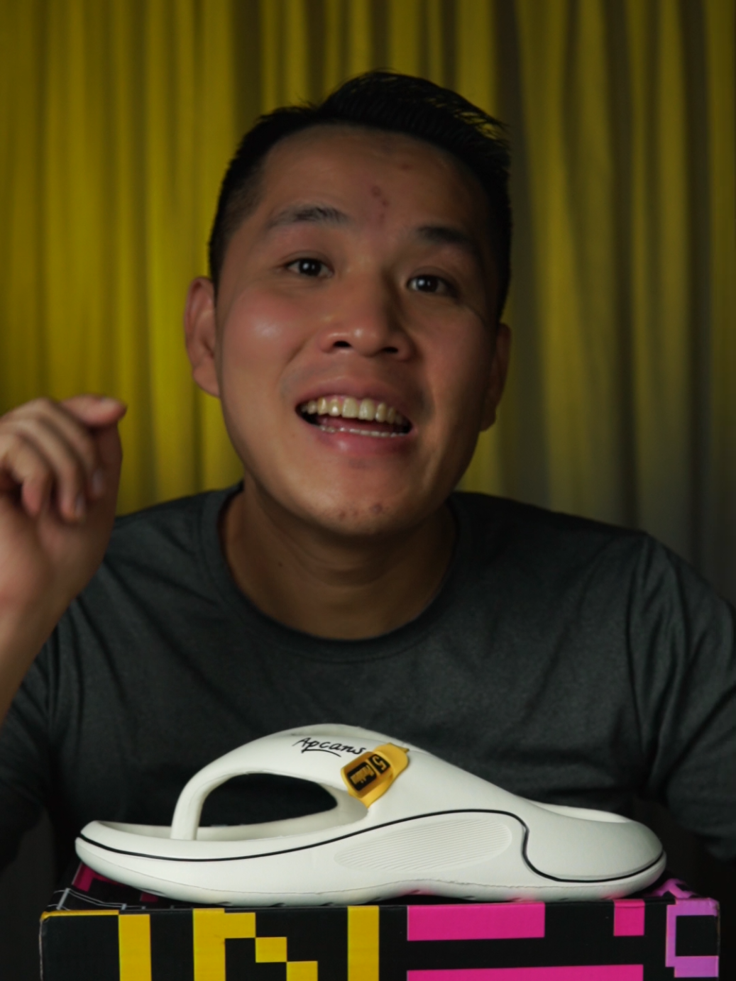 Dép xỏ ngón dáng thể thao ôm chân, chất liệu EVA nhẹ êm, đế bo cong kiểu sneaker đi biển – đi phố thoải mái cả ngày #haigiay #depxongon #depdangthethao #depEVA #depdipho 