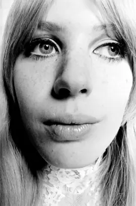 ⟡ ⸝⸝ marianne faithfull || sunshine girl !! 🤍🤍 🏷️:: #fyp #60s #mariannefaithfull #funny #photoshoot  ib: idk 🥹🥹