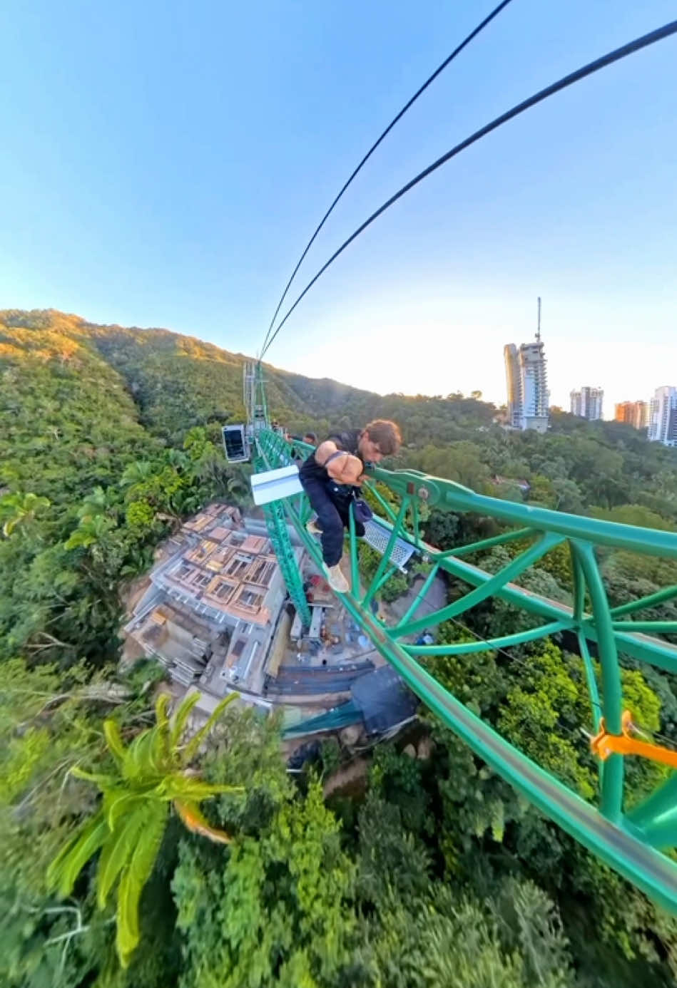 Escalando nuestra primera Grúa 🏗️🥶🔥.