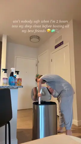 I’m actually insane 😆😆 but this is your sign to clean your trash can LOL #CleanTok #cleaningcrazy #teachersoftiktok #trending #funny 