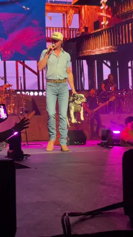 Carl in Okc🥺 @Riley Green 