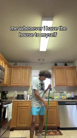 time for the cleaning concert 🕺🏽 #funny #relateable #fypシ #fyppppppppppppppppppppppp  #foryoupage 