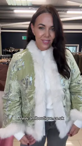Unreal and available to buy online. www.amlboutique.co.uk #velvet #fauxfur #vintagestyle #glam  #shop 