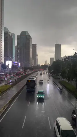 Jakarta city  #jakarta #citylights #indonesia #fyp #جاكرتا 