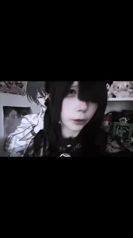 i wanted to add a # relatable caption but i think he will get me so i'll pipe down for now i dont want more ominous pqrts man  #地雷 #地雷系 #jirai #jiraikei #jfashion