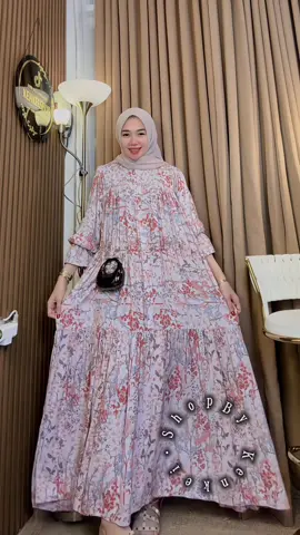 Motif best sellernya nih bun 🤍🩷🤍🤍 #gamiskekinian #gamislebaran #gamisjumbo #ootdhijabstyle 