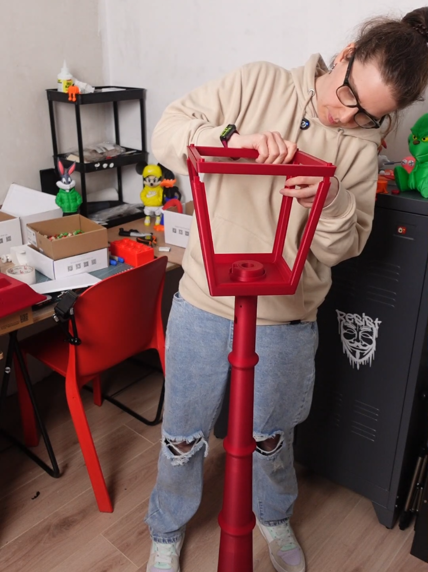 farola navideña impresa en 3d  stl: @ENIQUE3D en Makerworld #impresion3d #navidad #decoracionnavideña 