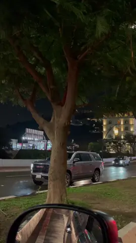 اهخ يالأغنيه تذكرونها )؛ 