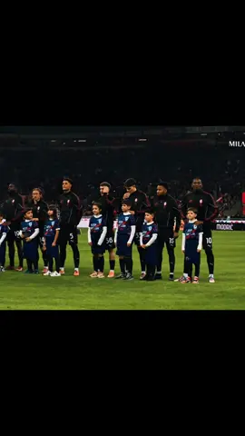 يا صغير بلاش الغطرسة !! #inter #intermilan #lautaromartinez #milan #derby 