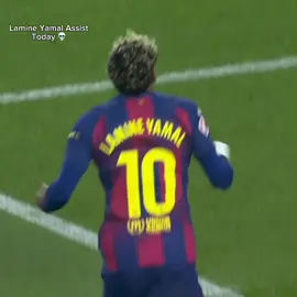 lamine assist 💀 #lamineyamal #fcbarcelona #fyp #football 