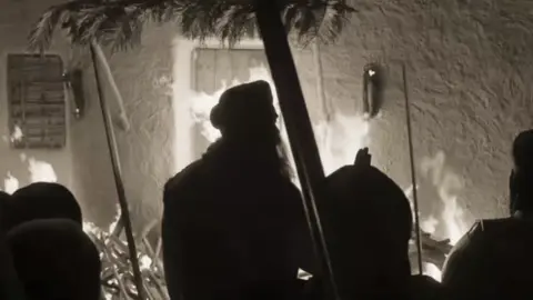 💔. . . . . #اهل_البيت_عليهم_سلام #سيوف #الروايه_الثالثه_شهادة_الزهراء #مصمم_فيديوهات🎬🎵 #اللهم_صل_على_محمد_وآل_محمد 