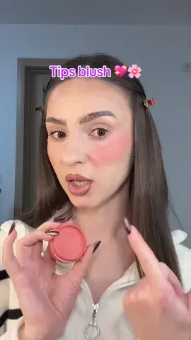 Instagram : loredanaspataru07 #tutorialmakeup #makeup #blushhack 