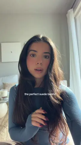 Dream suede boots! 👢 @Sézane 
