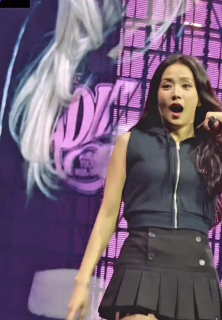 Ternyata yang cosplay jadi shumon tuh masternim chuarethewan 😭🤣 #JISOO #JICHU #KIMJISOO #BLACKPINK_DEADLINE #DEADLINE_IN_BULACAN 