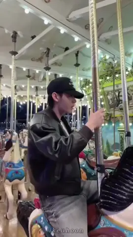 Lotte world date 🎡🎢🎈 #jake #sunghoon #jakehoon #sungjake #fyp 