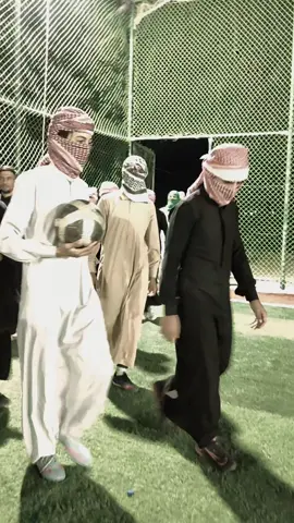 الدليمي من يلعب طوبه 😂 اذا صعد انزل جزء الثاني 😂 #لايك_متابعه_اكسبلور  #الشعب_الصيني_ماله_حل😂😂 