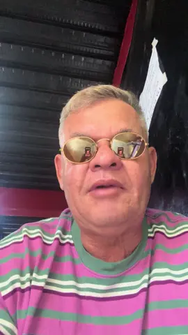 Triste mi personalidad no la puedo cambiar se me hace difícil no decir la verdad loco pero perfumado 