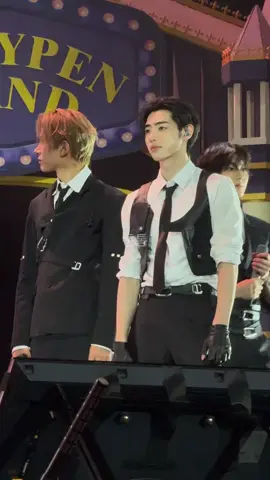 This duo🥰🥰 (cr. yutt_7)  #sunghoon #heeseung #heehoon #4u #ENHYPEN5thENniversaryNight 