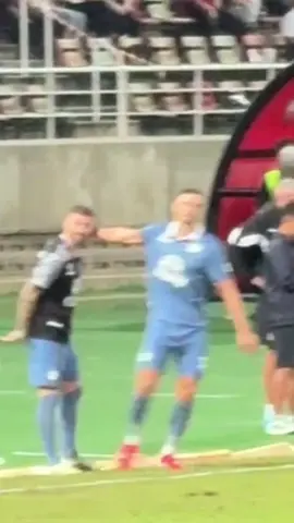 พี่ยังไงก็คิดถึงน้องก่อนเสมอ 🥹💙#fypシ゚ #โรเบิร์ตซูลจ์ #ปีเตอร์ซูลจ์44 #บุรีรัมย์ยูไนเต็ด🏰💙 #ไทยลีก 