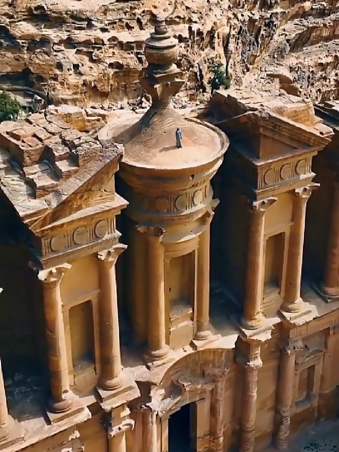 Misteriozni antički grad u pustinji - svetsko čudo #4you #zanimljivosti #BalkanTikTok #SrbijaTiktok #mystery #tiktok #makedonija #crnagora #serbia #srbija #bih #croatia #viral #video #videotiktok #fyp #foryoupage