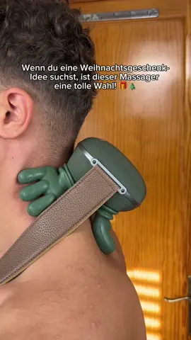 Dieser Massager ist das beste Weihnachtsgeschenk 🎁🎄 Dieser Massager ist das perfekte Geschenk zu Weihnachten – ich habe ihn geschenkt bekommen und kann nicht mehr ohne ihn. Dank dieses Massagers habe ich meine Muskelschmerzen gelindert und meine Muskeln haben sich entspannt. Ich benutze ihn immer nach der Arbeit, um meinen Rücken, meinen Nacken und meine Beine zu entspannen und zu entlasten. Dieser Massager gibt mir immer die Erleichterung, die ich brauche. Er ist das perfekte Weihnachtsgeschenk.