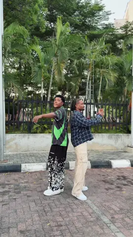 Weekend Mood😂 with the Legend!!❤️🙌🏾🚀#nahsammy @softmadeit🥇 