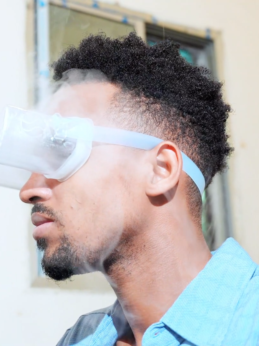 Wali machine ka indho qaleelka loo isticmaalo ma tijaabisay, indhaha ma qaboojisatay #opthalmologist #somalitiktok #Drgoodman #toptrending 