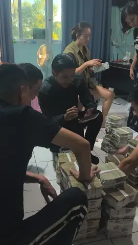 ဘိတ်သိတ်ခြင်းကြောင့် အင်ပါယာတွေရဲ့ ထမ်းပိုး ပျက်ရ၏#foryou #အစအဦး၌ သေးငယ်သော်လည်း အဆုံး၌ များစွာတိုးပွားမယ်