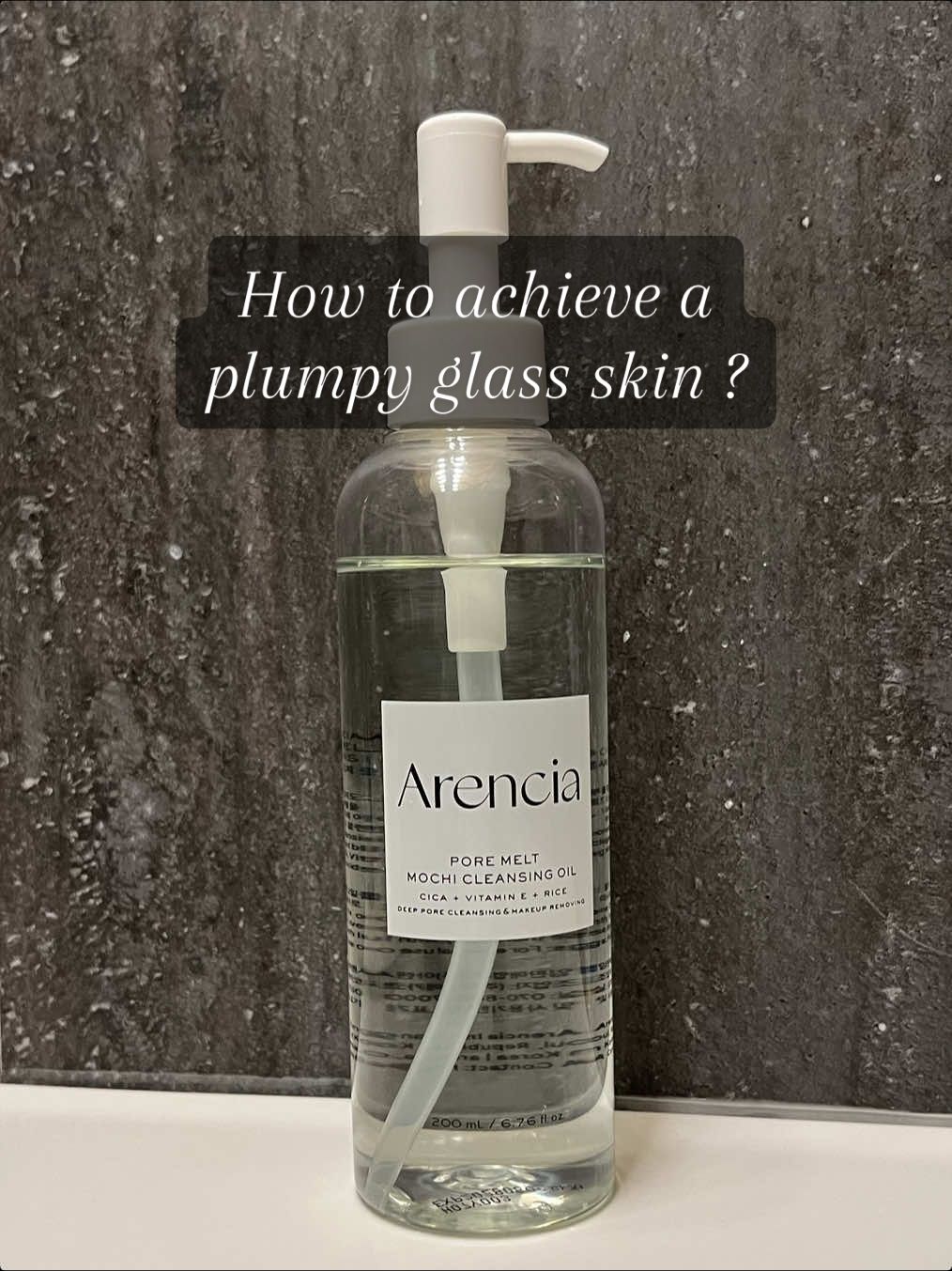 - how to achieve a plumpy glass skin ? - My solution: The Pore Melt Mochi Cleansing Oil by @Arencia  • ig: ayhother  • 1. Ethylhexyl Palmitate-Free. So while many Korean cleansing oils market themselves as “lightweight,” they rely on Ethylhexyl Palmitate, which can be a hidden trigger for long-term pore issues. Arencia Pore Melt Mochi Cleansing Oil is 100% free of Ethylhexyl Palmitate. Instead, it uses safer, non-comedogenic plant-derived esters and lightweight oils that: Dissolve makeup and sunscreen effectively without residue Emulsify cleanly and rinse off completely with water Leave your skin soft, supple, and never greasy This makes it a genuinely pore-friendly and acne-safe cleansing oil, unlike many traditional “lightweight” options. 2. 0% Pore-Clogging Ingredients Most cleansing oils leave behind heavy residues that can clog pores over time. Arencia Pore Melt Mochi Cleansing Oil is formulated with zero pore-clogging ingredients, ensuring that it: Melts away impurities without suffocating your pores Helps prevent blackheads and whiteheads caused by buildup Keeps skin fresh, breathable, and less prone to congestion even with daily use. Perfect for all skin types, including sensitive and acne-prone skin. 3. Acne-Safe Formula Unlike traditional cleansing oils that can trigger breakouts due to heavy emollients or residues, Arencia’s formula is designed to be acne-safe, meaning it: Won’t disrupt the skin barrier or cause inflammation.  Rinses off completely clean without leaving a greasy film that can trap bacteria.  Helps maintain a balanced sebum level, which is essential for acne-prone skin.  A truly trustworthy first-step cleanser for even the most reactive skin. 4. Deep Yet Gentle Cleansing Power Melts away makeup, sunscreen, excess sebum, and impurities with ease.  Leaves skin feeling silky, soft, and residue-free after rinsing.  Safe and effective for daily use.  • produit offert- collab non rémunéré  • #skincare #tiktokmademebuyit #beauty #fyp #Arenica @Arencia Influencers 
