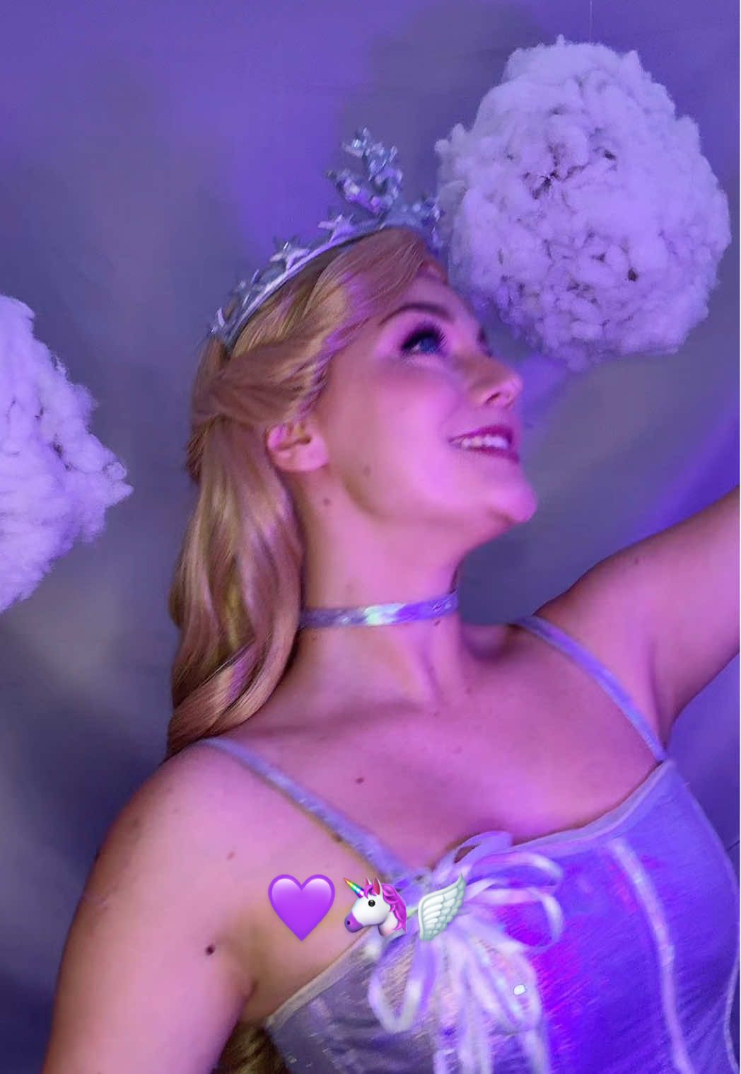 💜🦄🪽 @barbie #barbieandthemagicofpeagasus #barbie #barbiecosplay  #annika #annikacosplay 