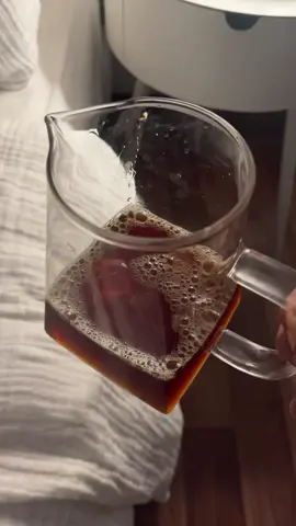 ليتني معك دايم وروحي فـهواك هايم/