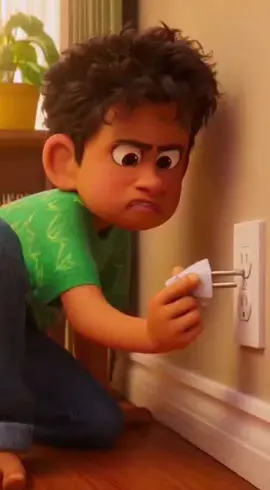 Me electrocutaste pedrito #humor #meme #trailer #sora #meelectrocutastepedrito 