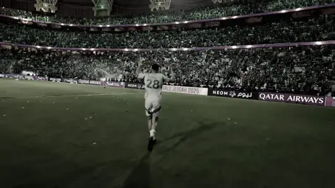 #fyp #foryou  الهوى هوايا ابنيلك قصر عالي وأخطف نجم الليالي وأشغلك عقد غالي يضوي أحلى الصبايا أنا الهوى هوايا هواي